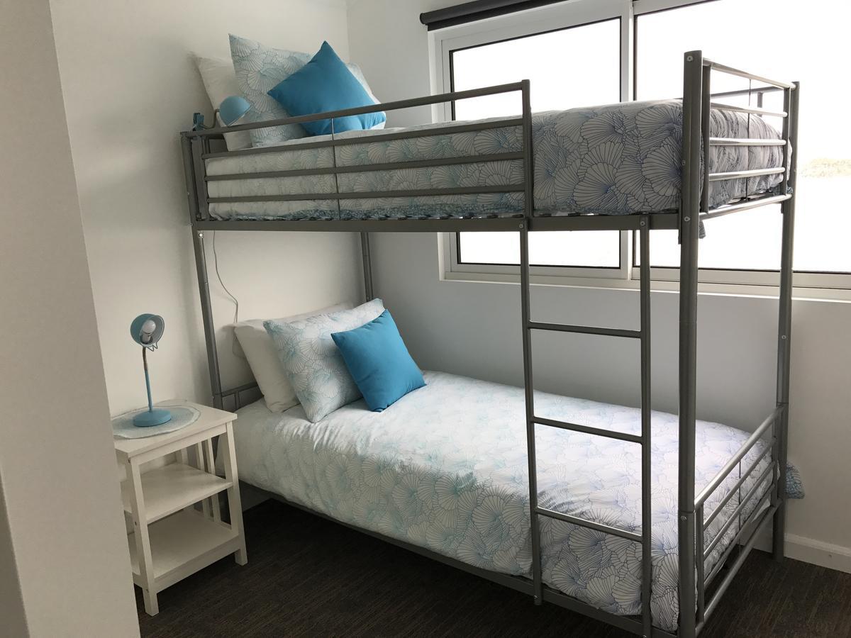 Marina View Chalets Мандура Екстериор снимка